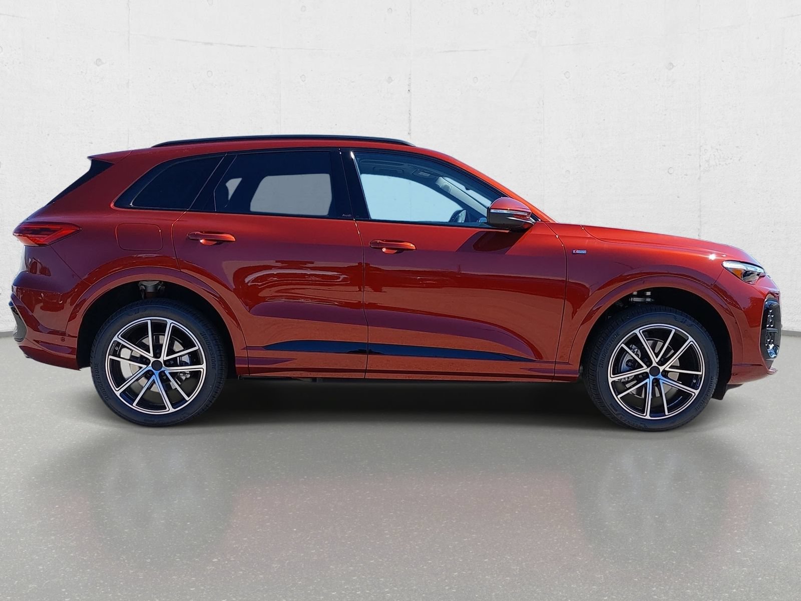New 2026 Audi Q5 Premium Plus AWD/4WD image 4