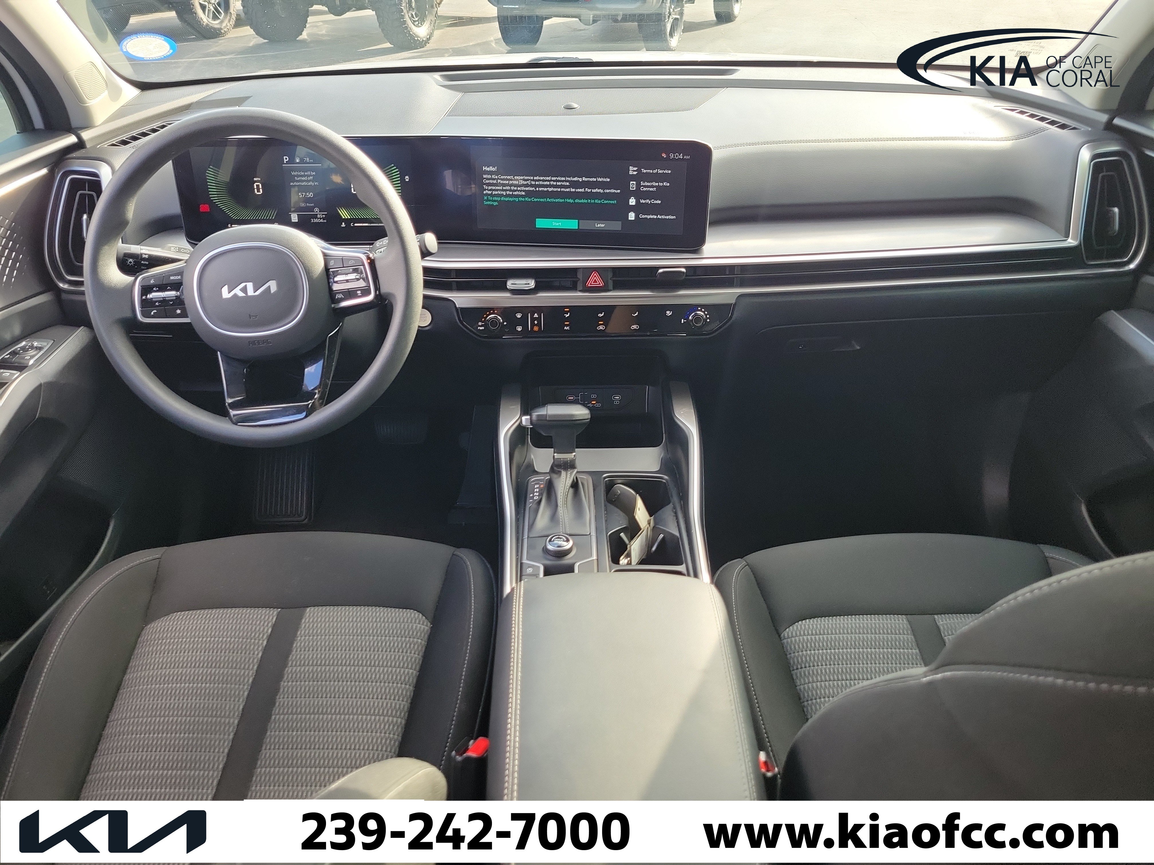 Used 2025 Kia Sorento LX FWD image 15