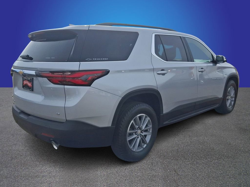 Used 2022 Chevrolet Traverse LT image 4