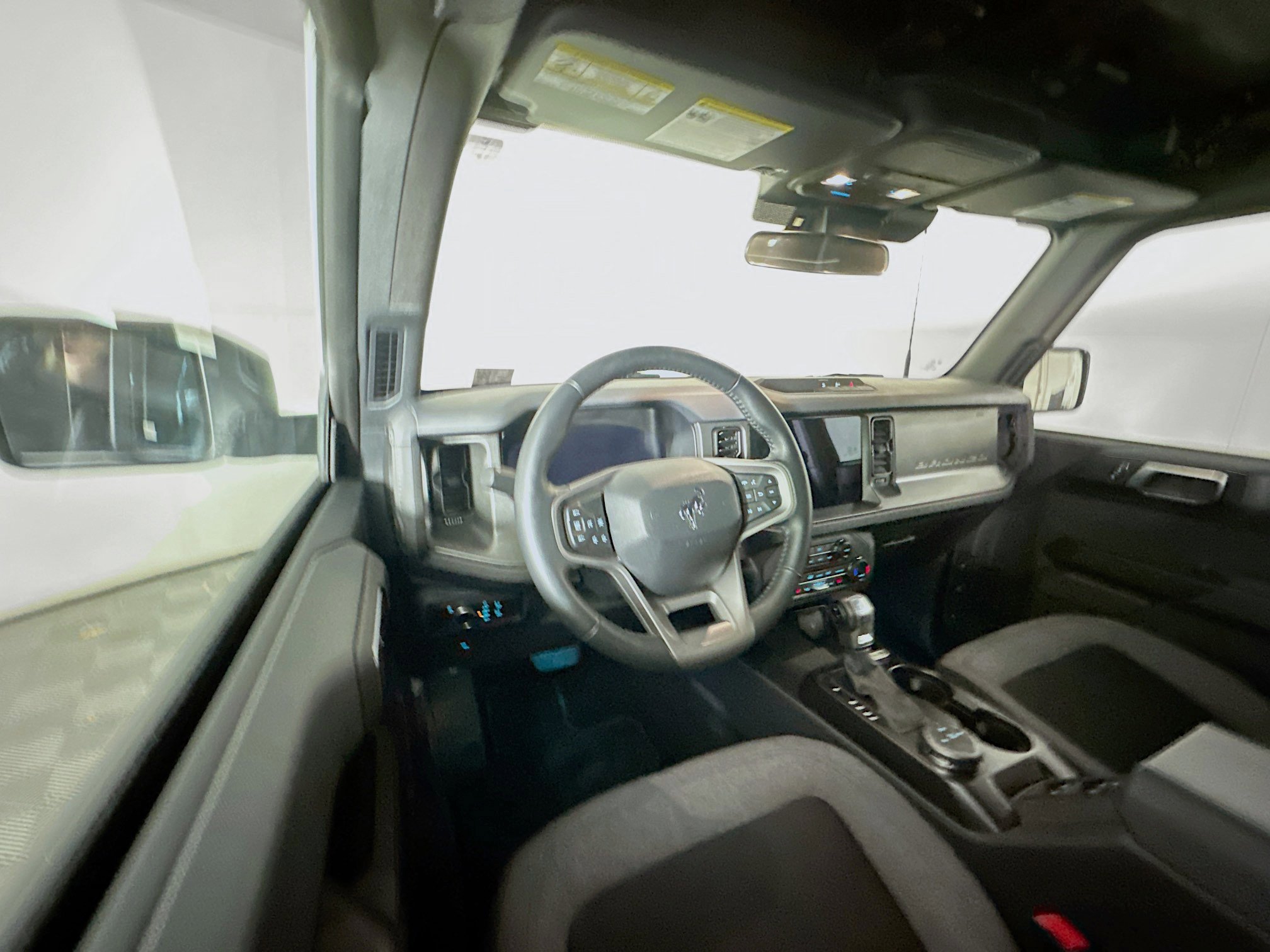 Used 2025 Ford Bronco Big Bend image 18