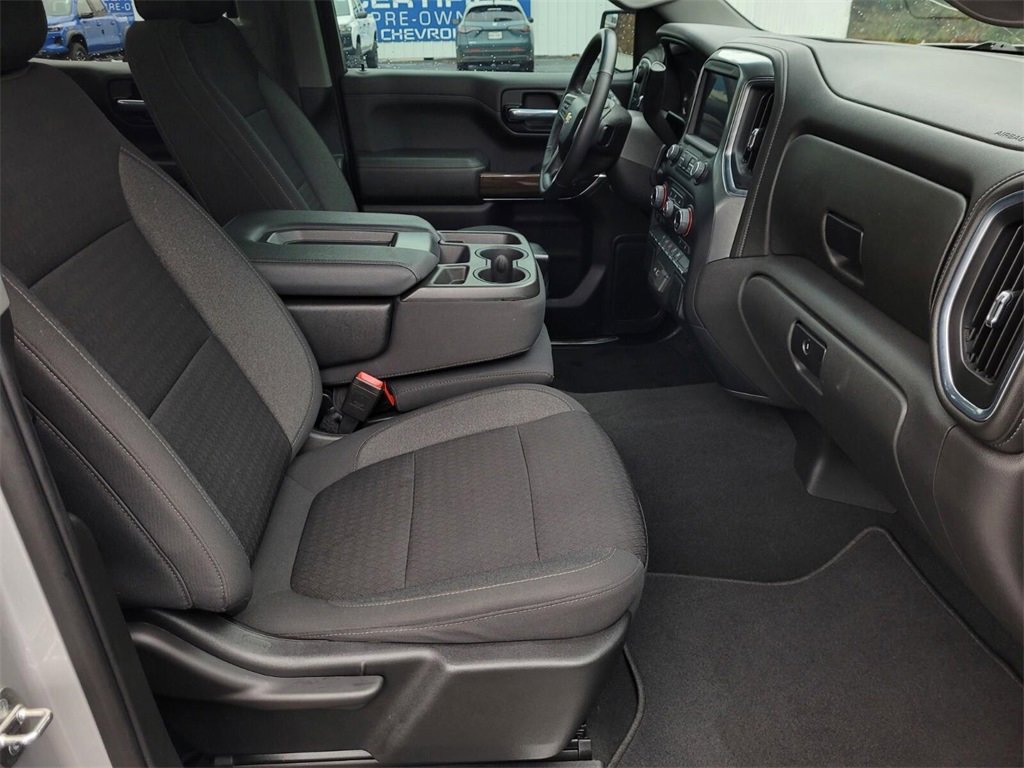 Used 2022 Chevrolet Silverado 1500 LT image 12