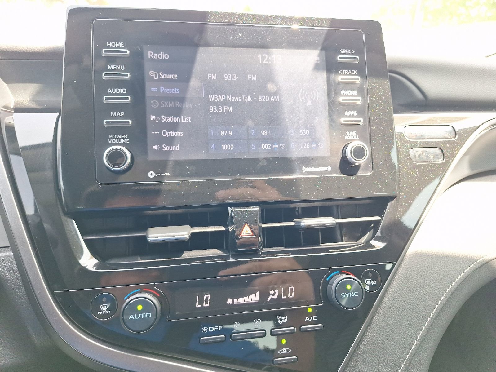 Used 2023 Toyota Camry SE FWD image 27