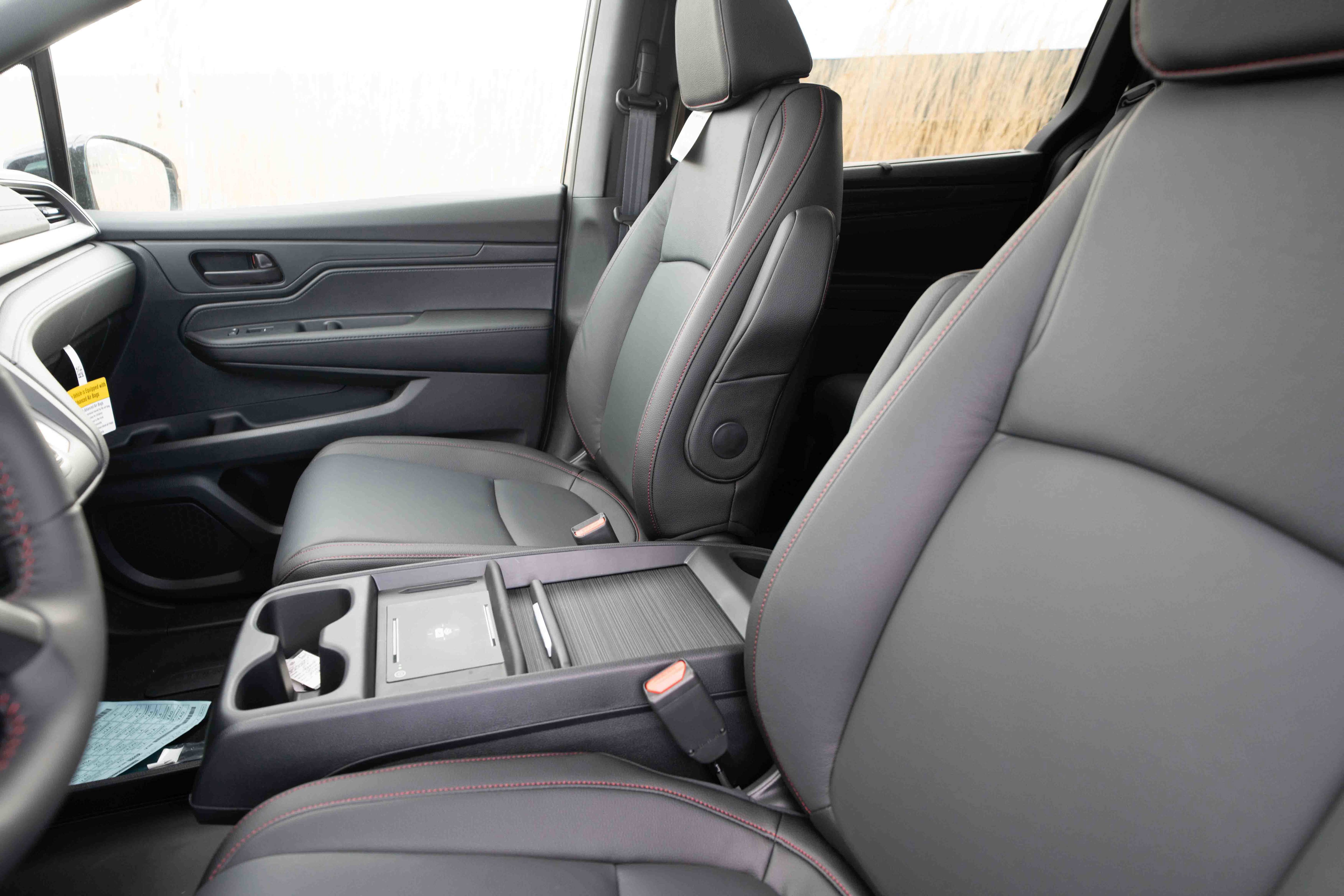 New 2026 Honda Odyssey Sport-L image 10
