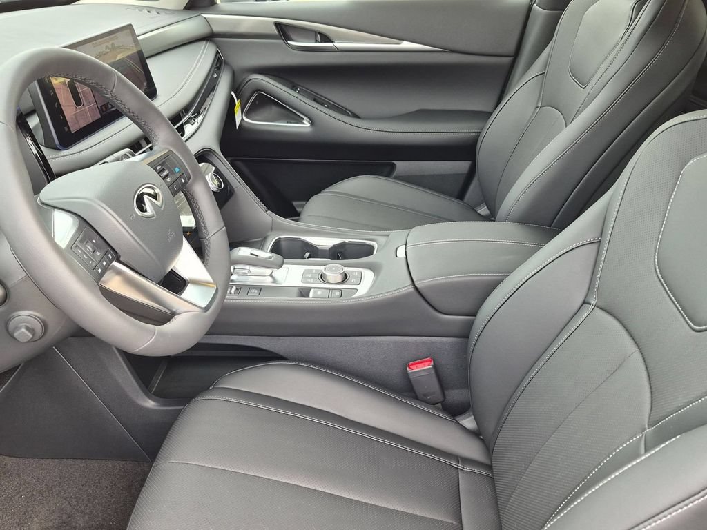 New 2027 INFINITI QX60 Luxe w/ Family Package AWD/4WD image 12