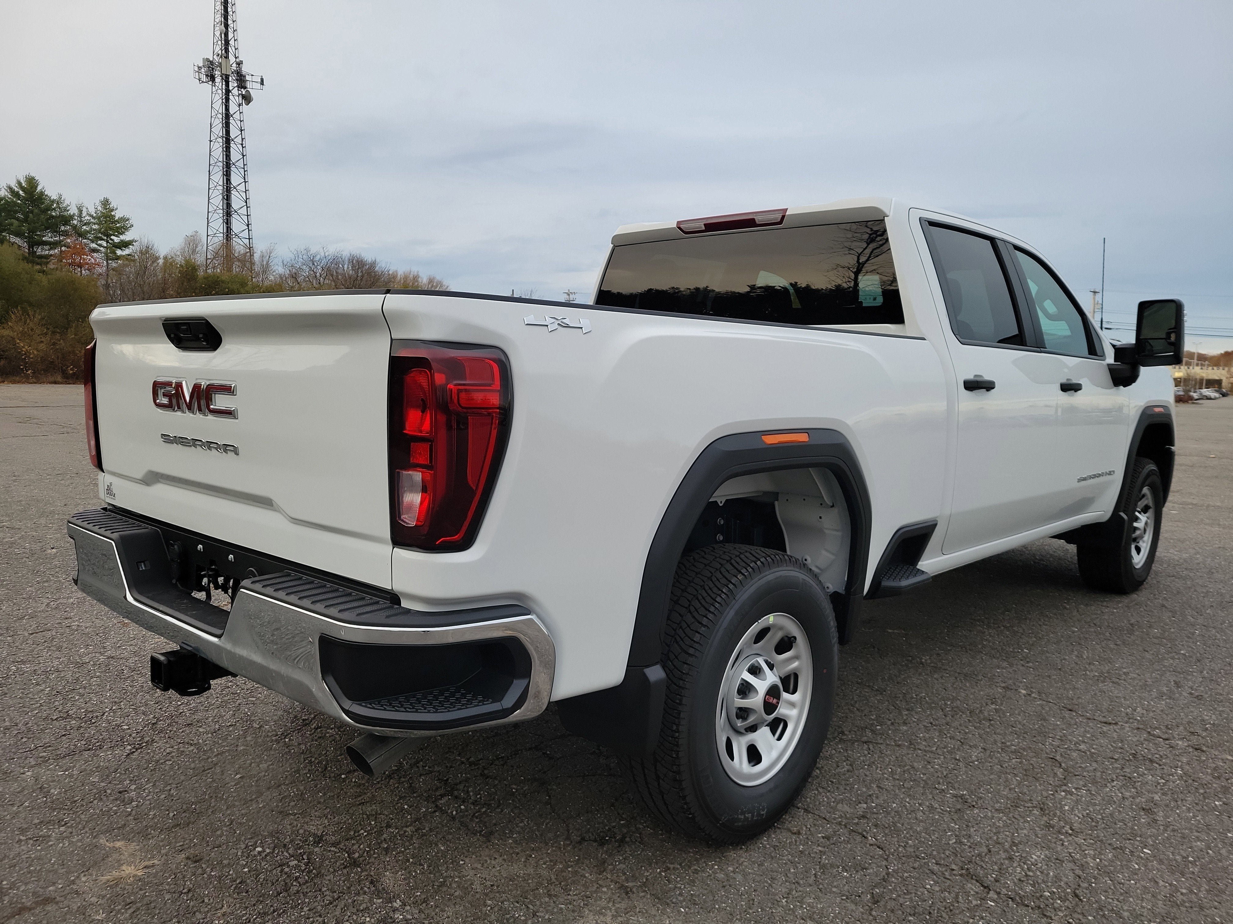 New 2026 GMC Sierra 3500 Pro w/ Convenience Package image 7