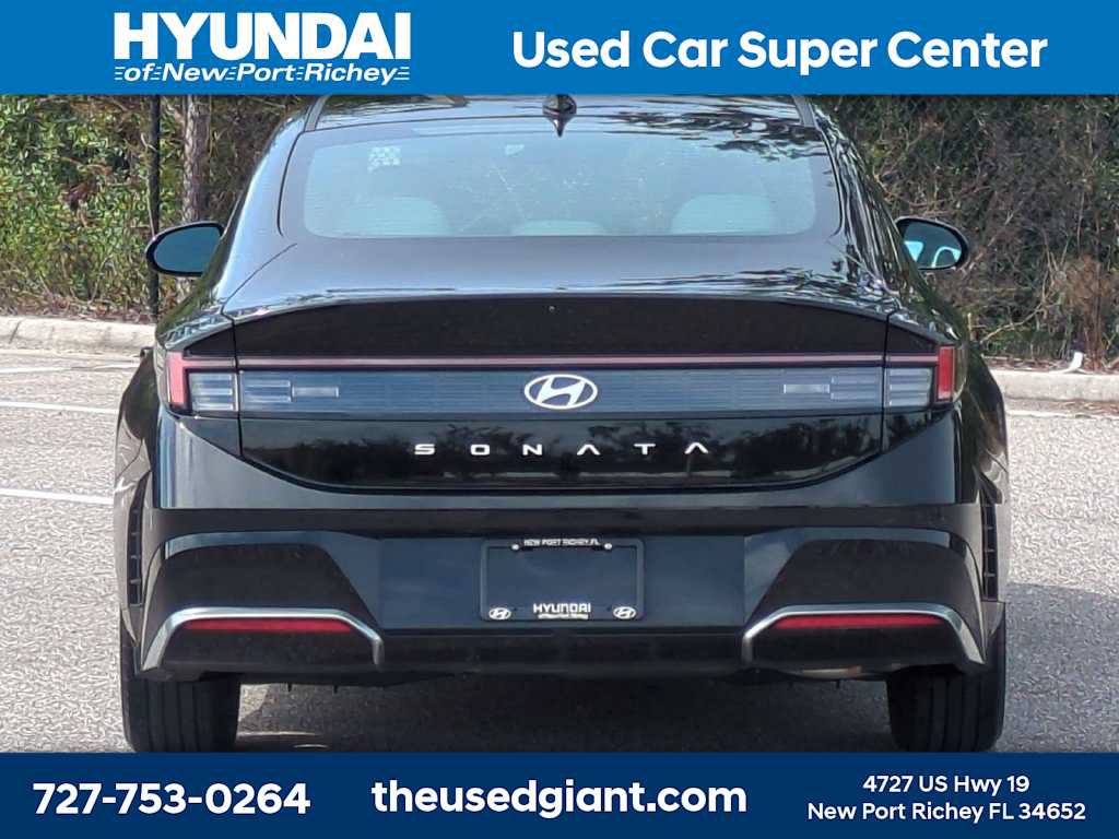 Used 2024 Hyundai Sonata SEL FWD image 4