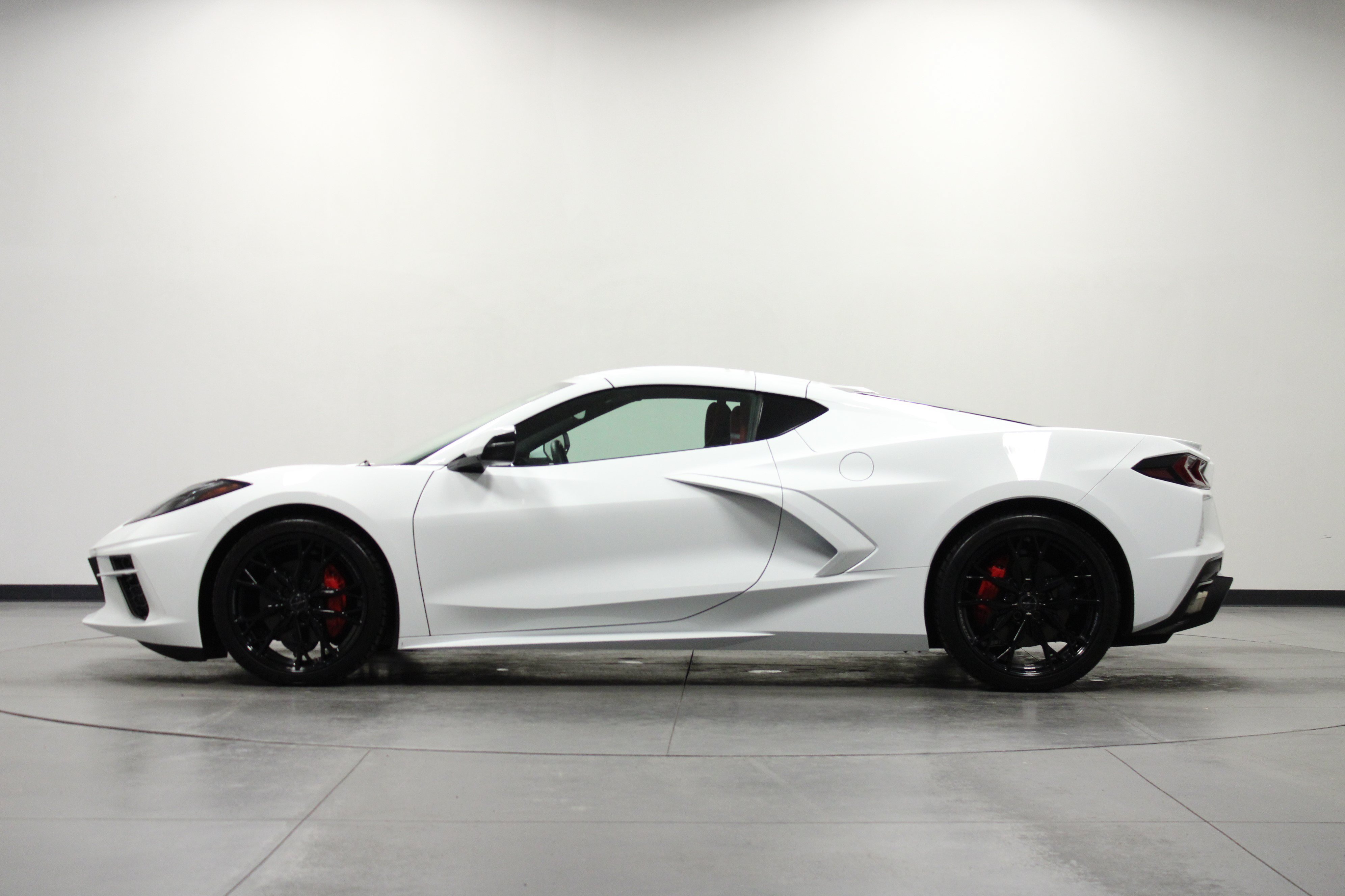 Used 2026 Chevrolet Corvette Stingray Coupe RWD image 7