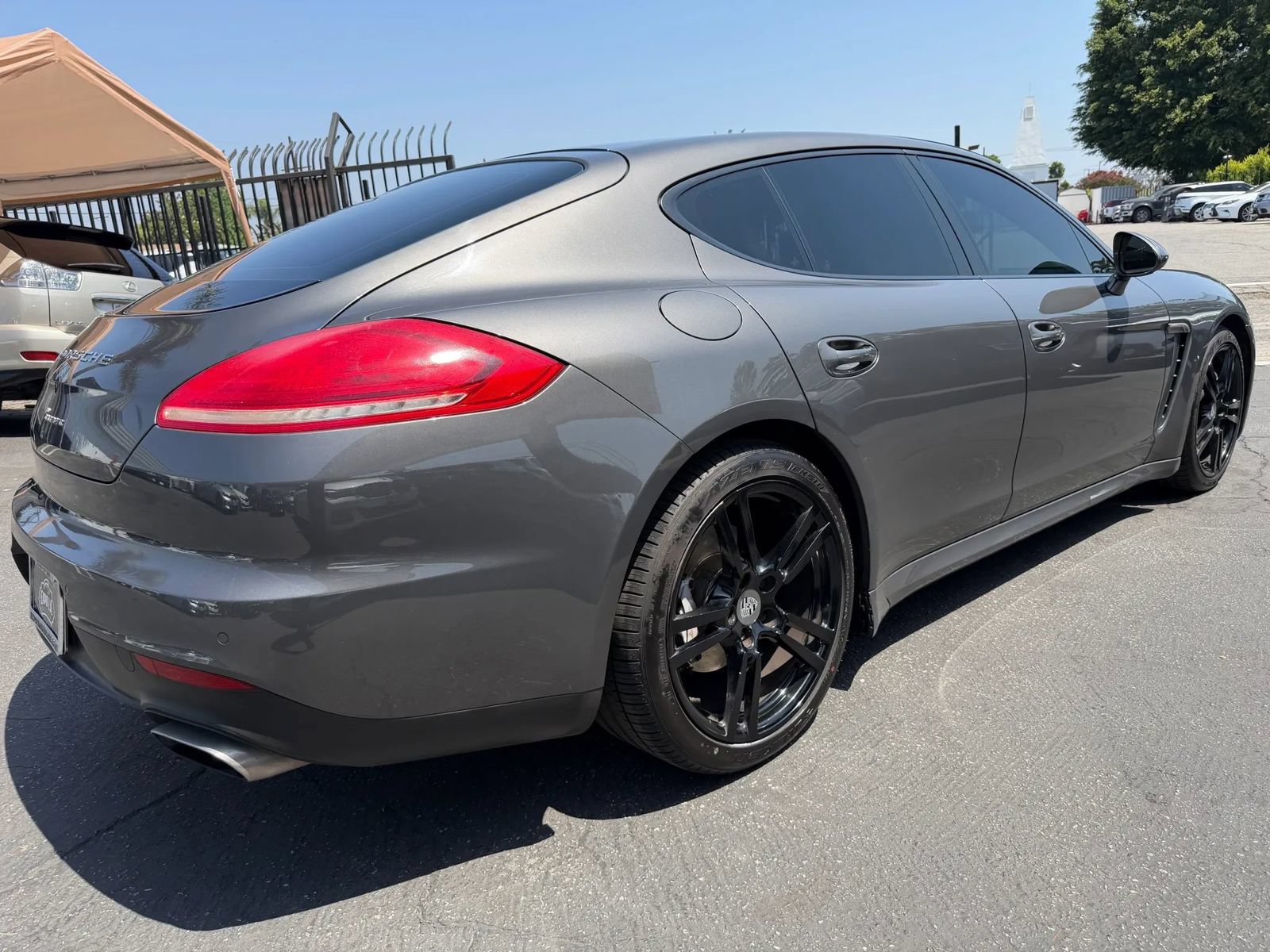Used 2014 Porsche Panamera 4 AWD/4WD image 24