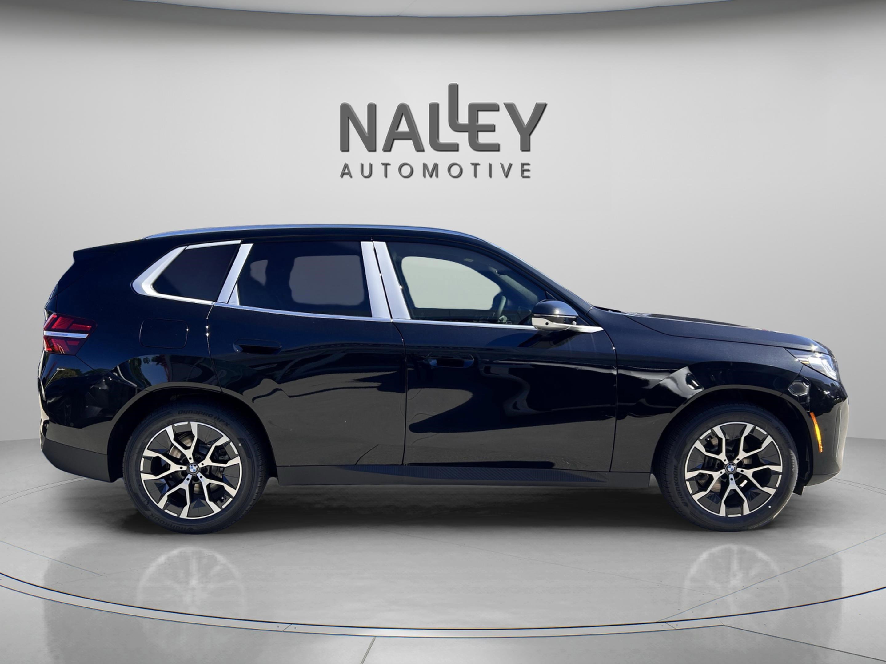 Used 2026 BMW X3 xDrive30 w/ Premium Package image 4