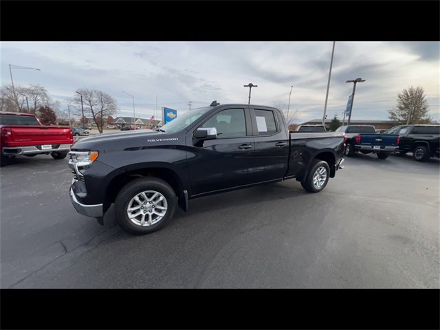 Used 2022 Chevrolet Silverado 1500 LT image 4