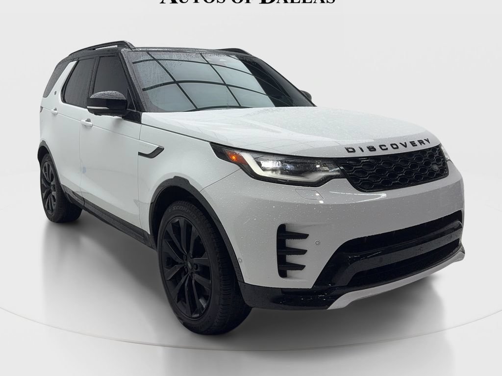 Used 2024 Land Rover Discovery Dynamic SE AWD/4WD image 2