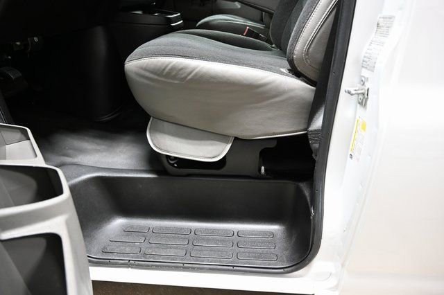 Used 2019 GMC Savana 2500 w/ Driver Convenience Package image 10