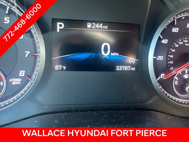 Used 2023 Hyundai Santa Fe SEL FWD image 6