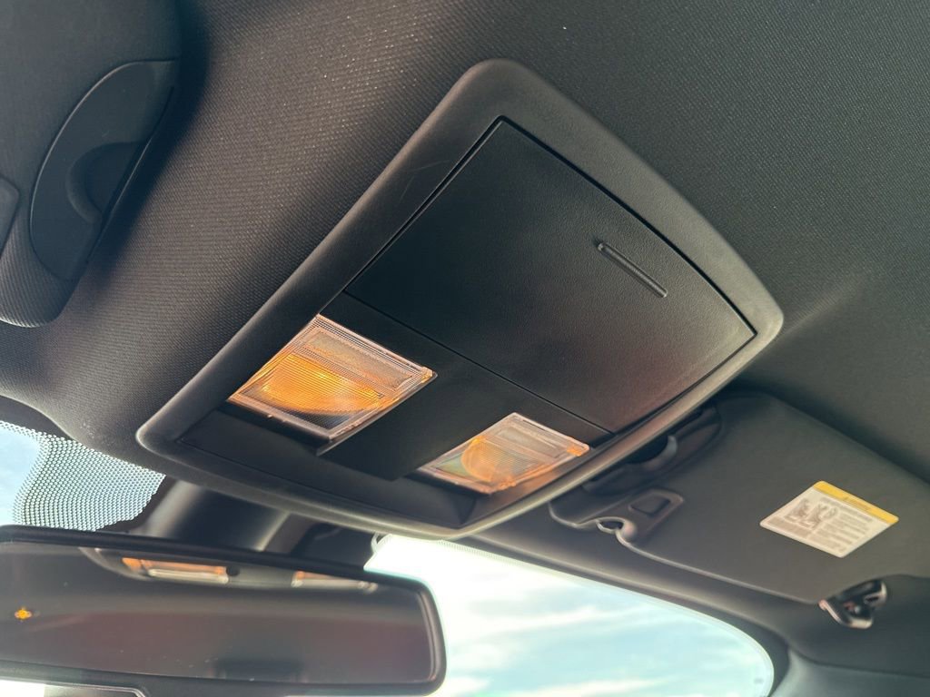 Used 2023 Dodge Challenger SXT w/ Blacktop Package image 27