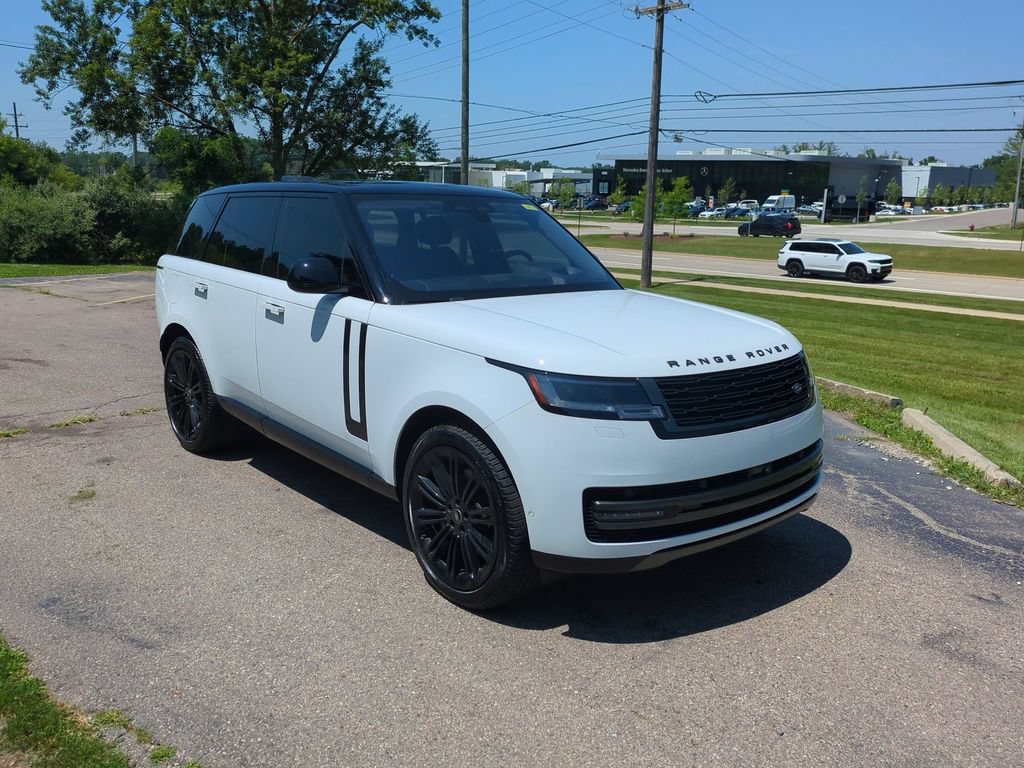 Used 2022 Land Rover Range Rover SE AWD/4WD image 7