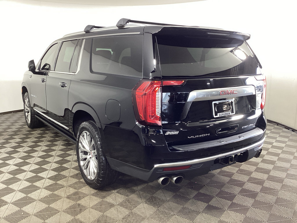 Used 2022 GMC Yukon XL Denali AWD/4WD image 4