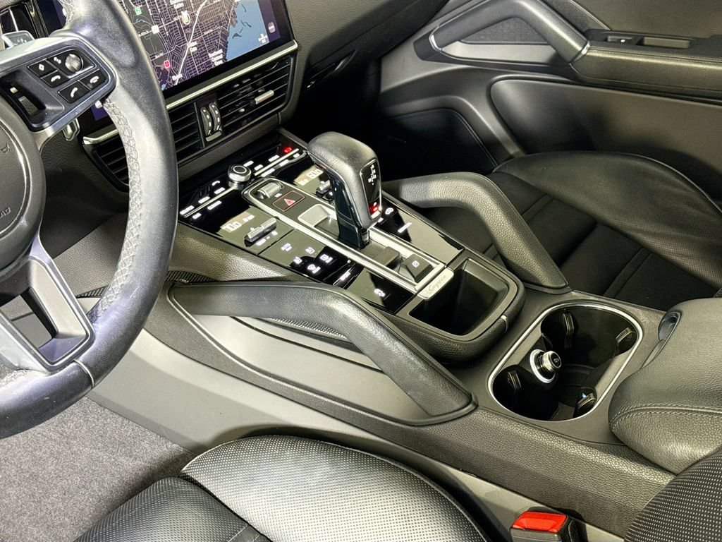 Certified 2023 Porsche Cayenne Platinum Edition AWD/4WD image 21