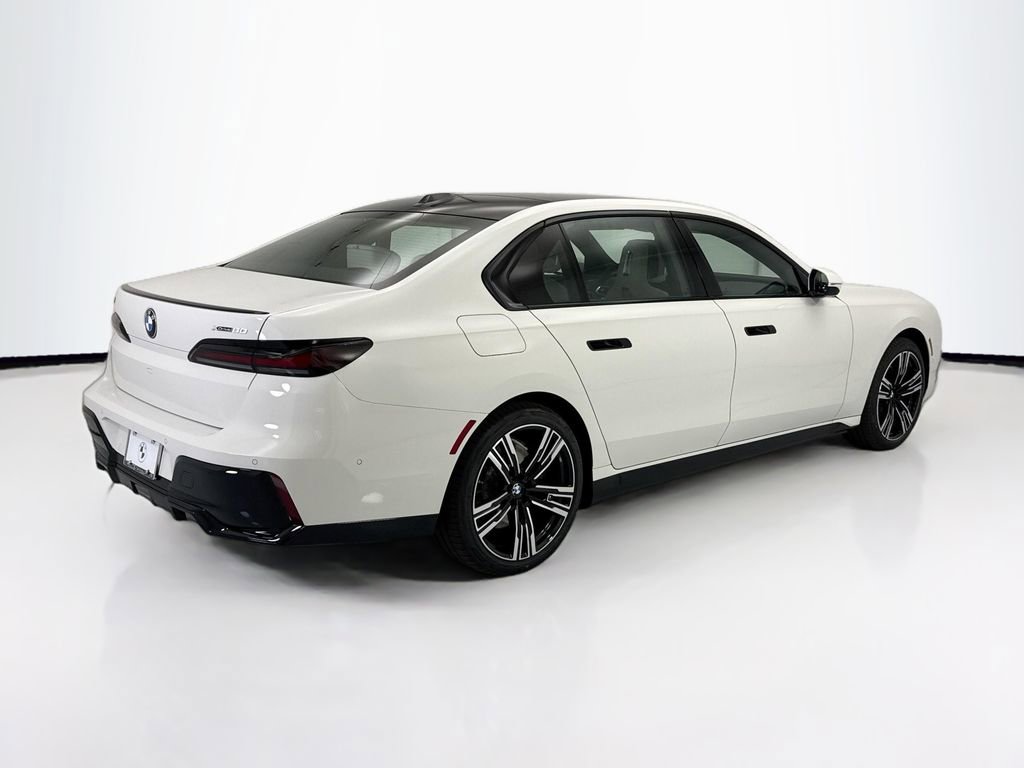 New 2026 BMW i7 xDrive60 AWD/4WD image 5