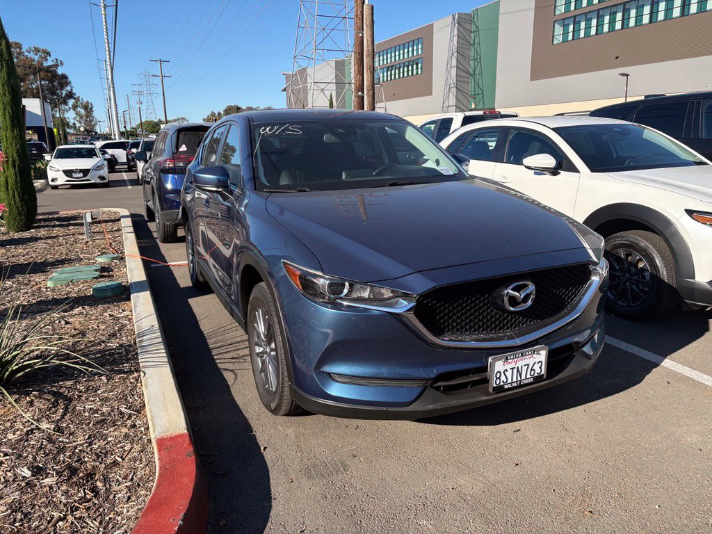 Used 2017 MAZDA CX-5 Touring w/ Preferred Equipment Package AWD/4WD image 4