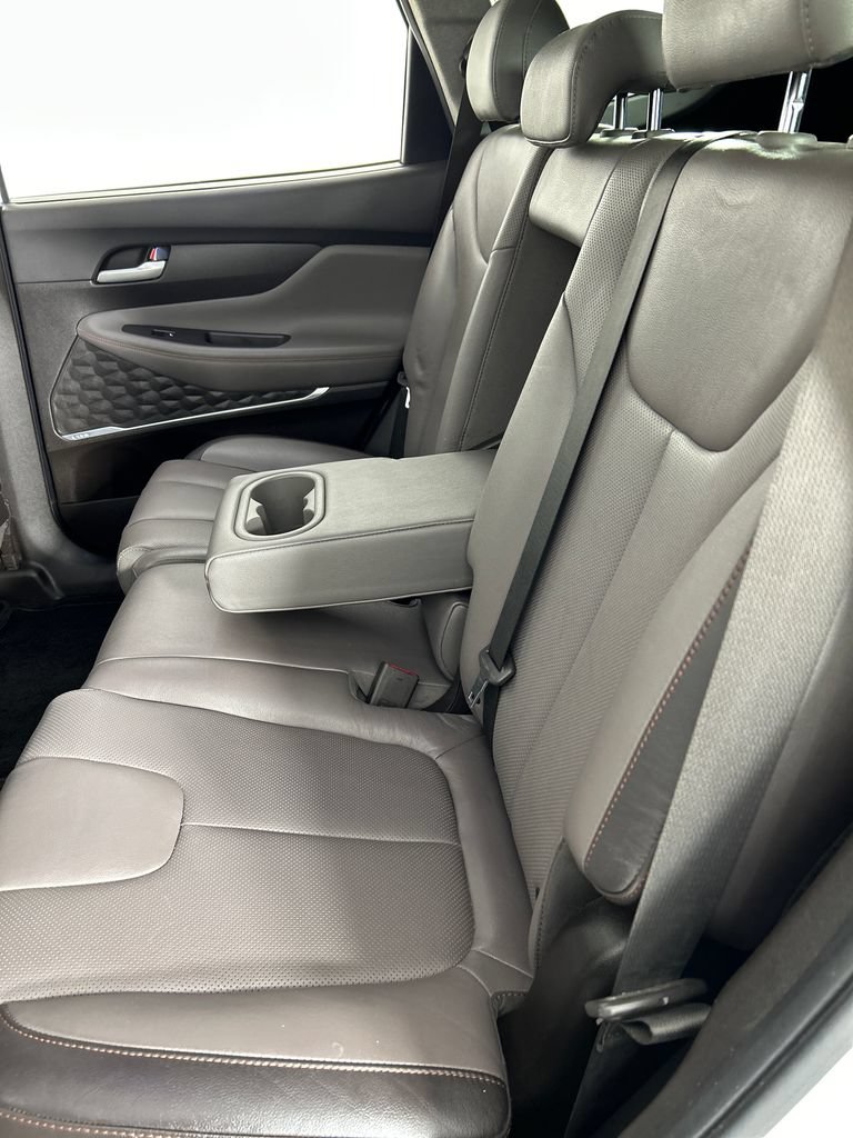 Used 2019 Hyundai Santa Fe Limited FWD image 17