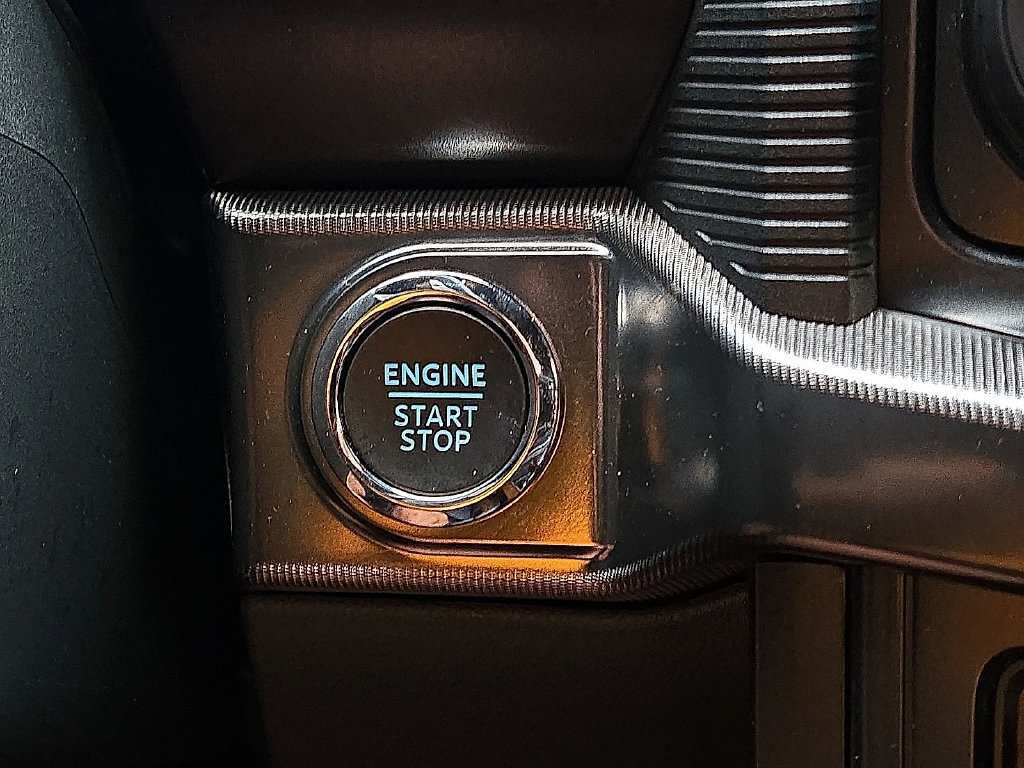 Used 2026 Ford F150 Raptor AWD/4WD image 16