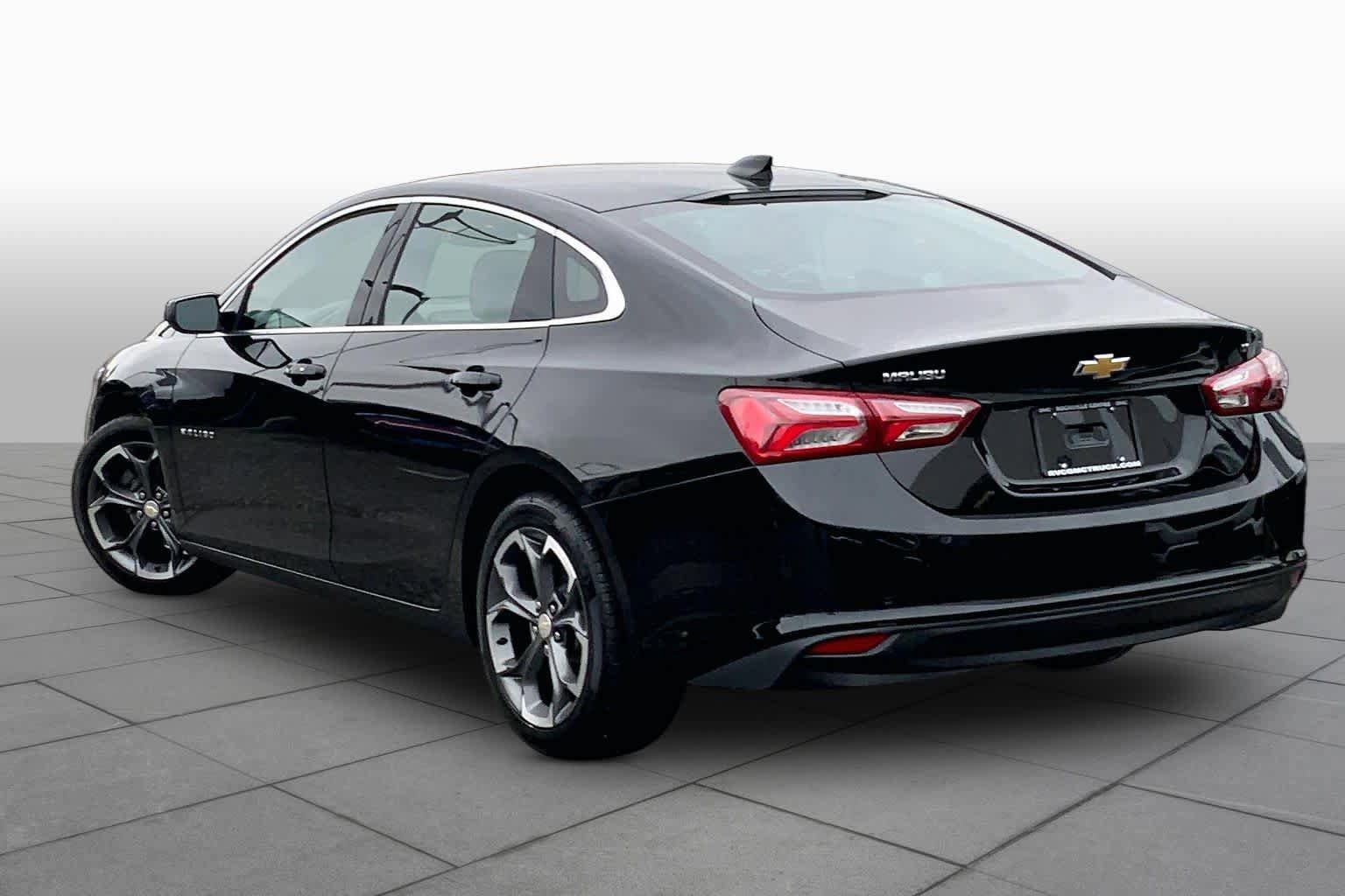 Used 2022 Chevrolet Malibu LT FWD image 12
