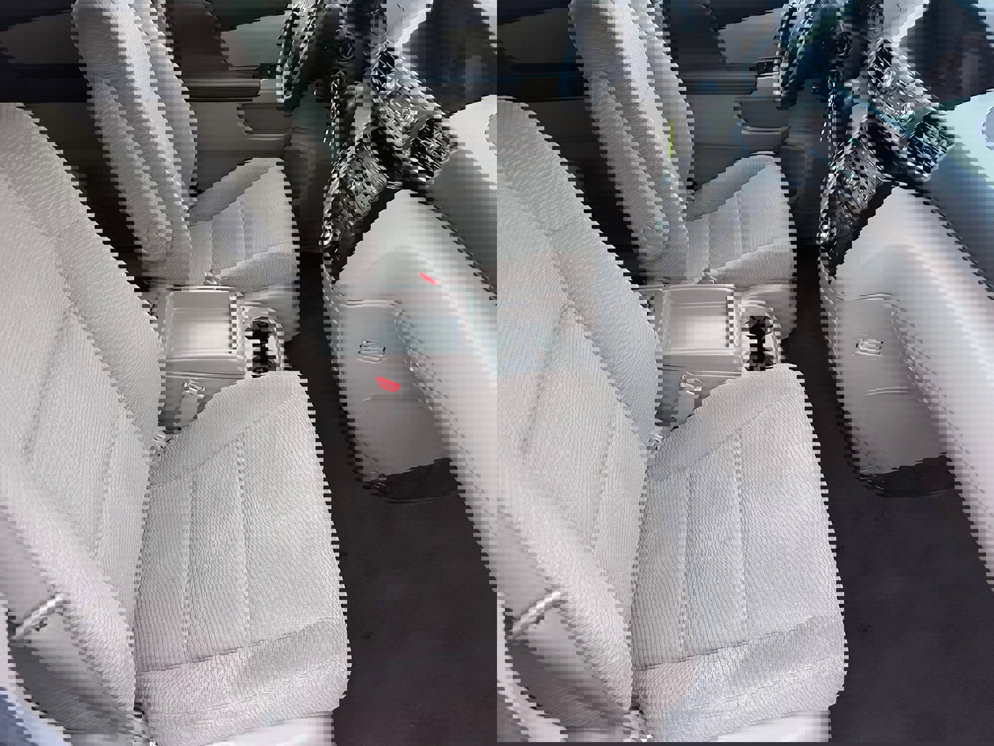 Used 2013 Honda Odyssey EX image 11