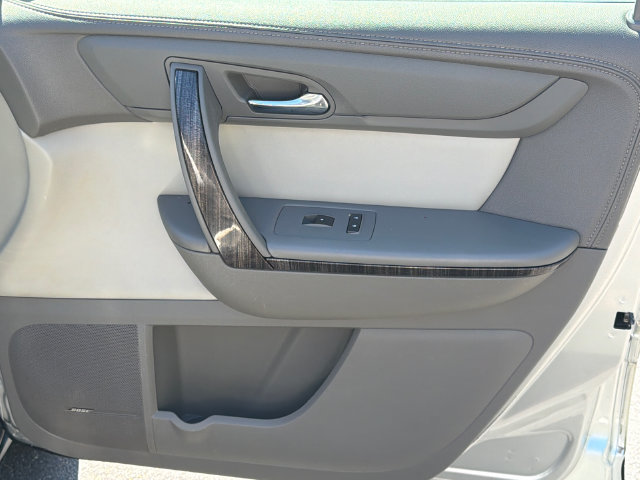 Used 2014 GMC Acadia SLT FWD image 16