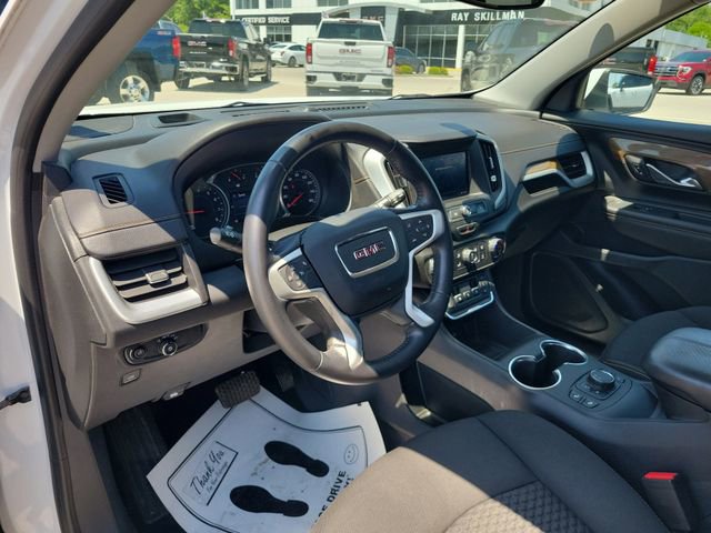 Used 2021 GMC Terrain SLE w/ Driver Convenience Package FWD image 16