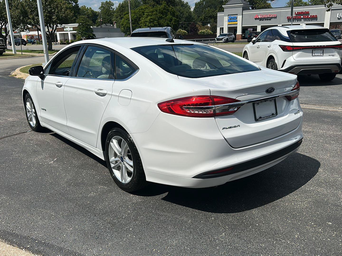 Used 2018 Ford Fusion S FWD image 4