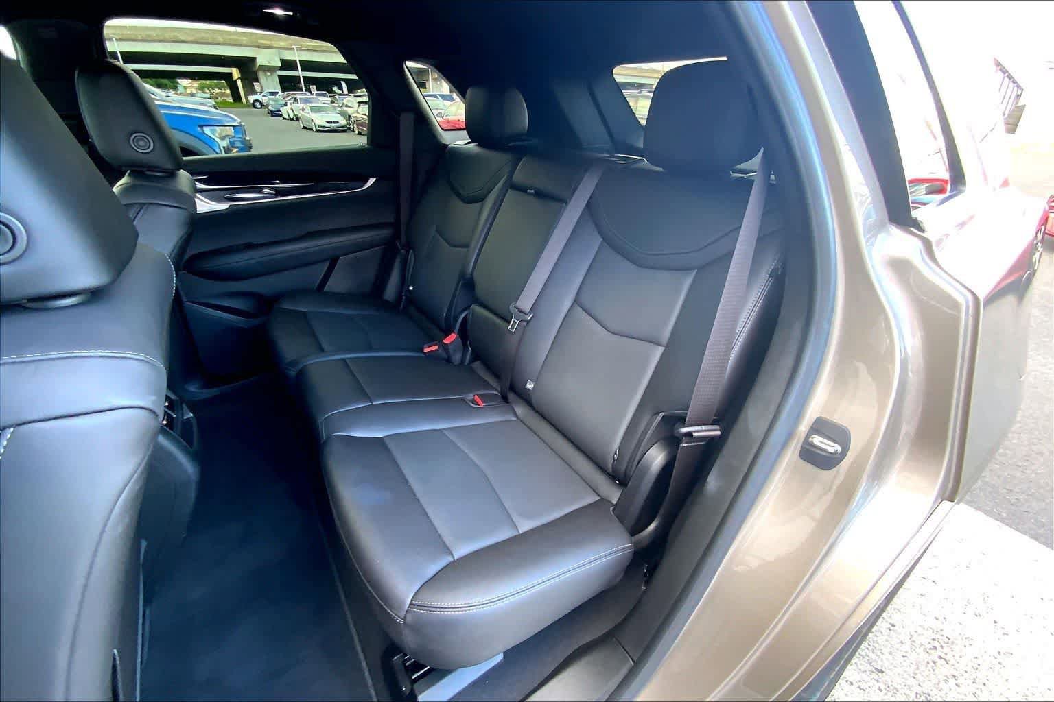 Used 2023 Cadillac XT5 Premium Luxury AWD/4WD image 30