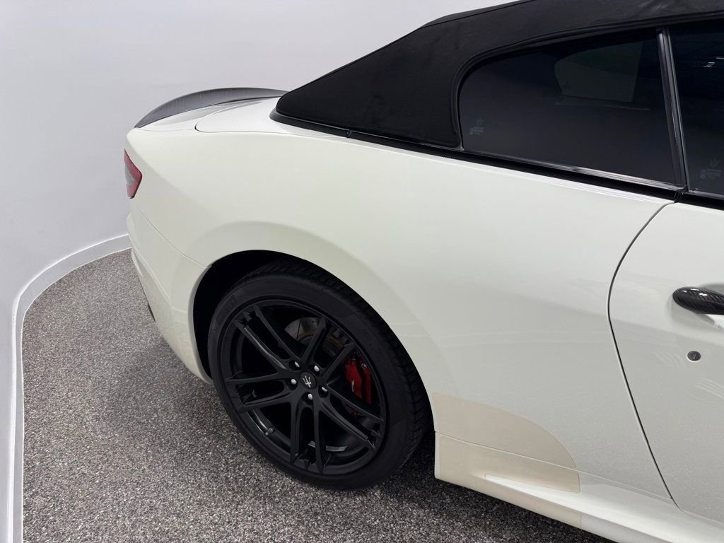 Used 2014 Maserati GranTurismo MC image 13