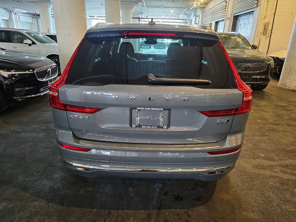 Certified 2023 Volvo XC60 B5 Plus w/ Climate Package AWD/4WD image 3