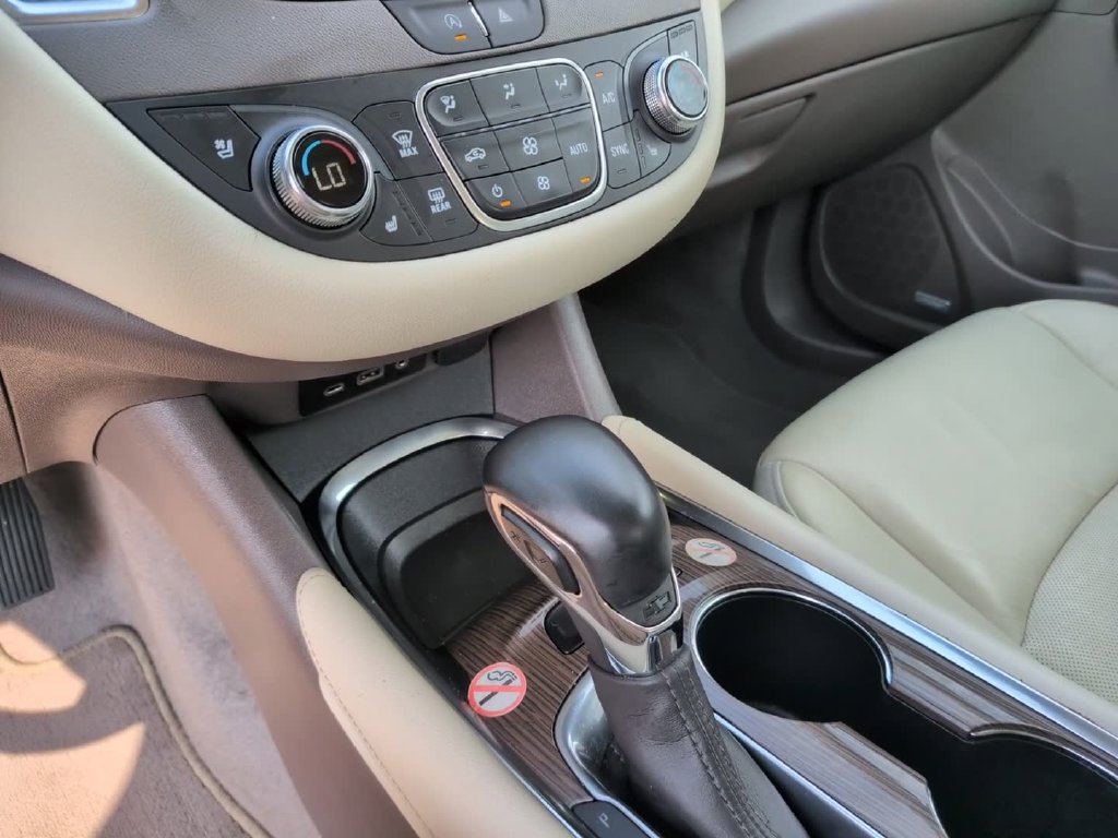 Used 2024 Chevrolet Malibu LT FWD image 24