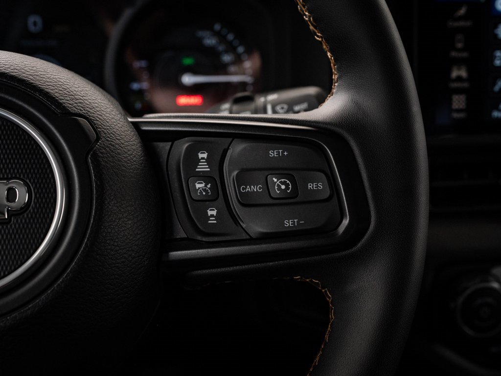 Used 2024 Jeep Wrangler Unlimited w/ Convenience Group image 28