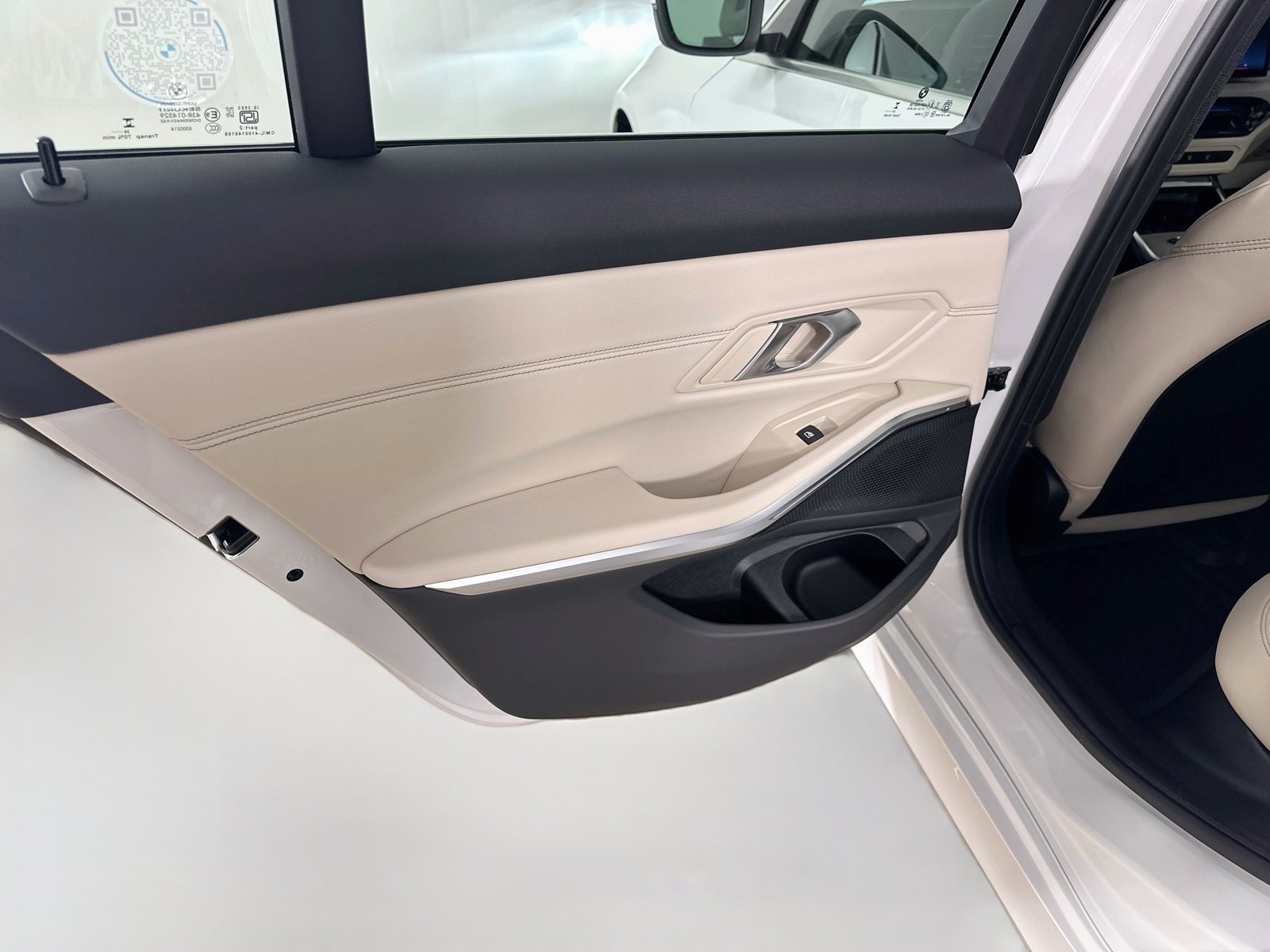 New 2026 BMW 330i xDrive Sedan AWD/4WD image 36