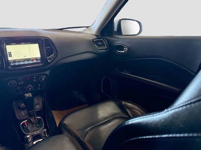 Used 2018 Jeep Compass Limited w/ Navigation Group image 24