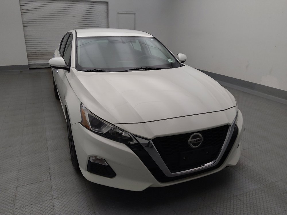 Used 2020 Nissan Altima 2.5 S FWD image 14
