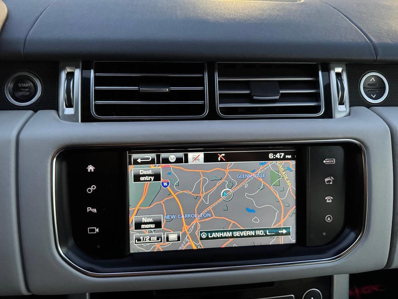 Used 2016 Land Rover Range Rover HSE image 36