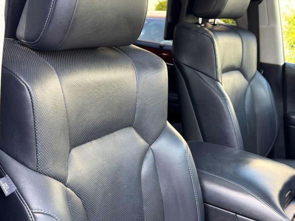 Used 2018 Lexus LX 570 4WD image 12