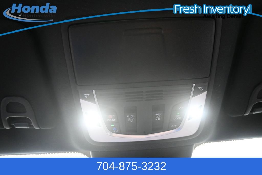 Used 2023 Acura MDX A-Spec AWD/4WD image 31