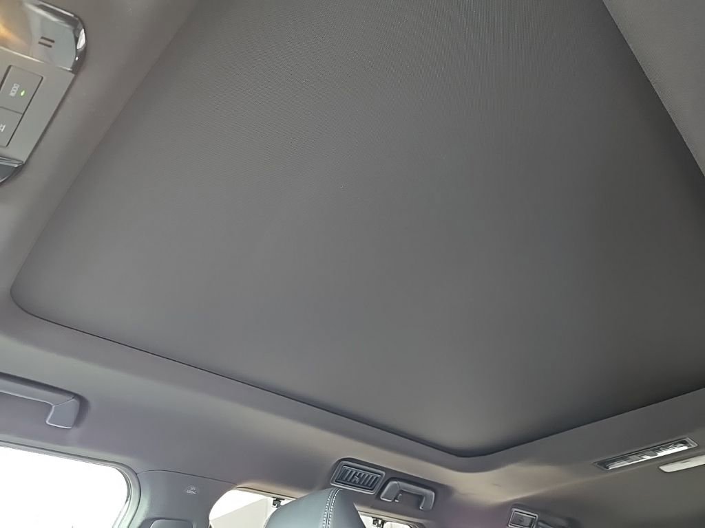 Used 2025 Lexus GX 550 w/ Accessory Package (2T) image 43