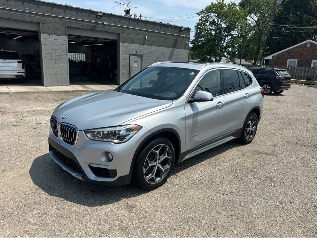 Used 2016 BMW X1 xDrive28i AWD/4WD image 1
