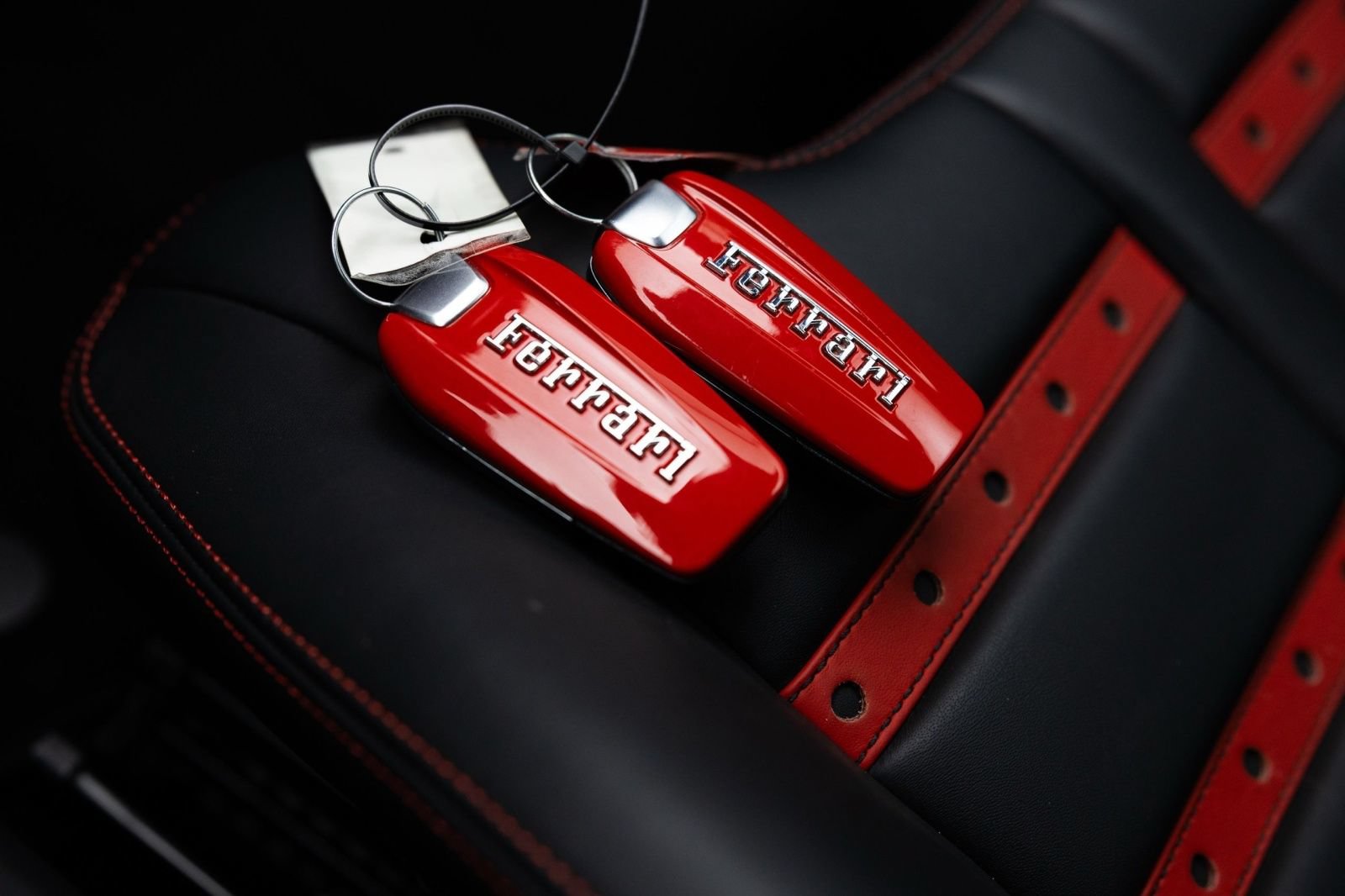 Used 2019 Ferrari 488 GTB RWD image 40