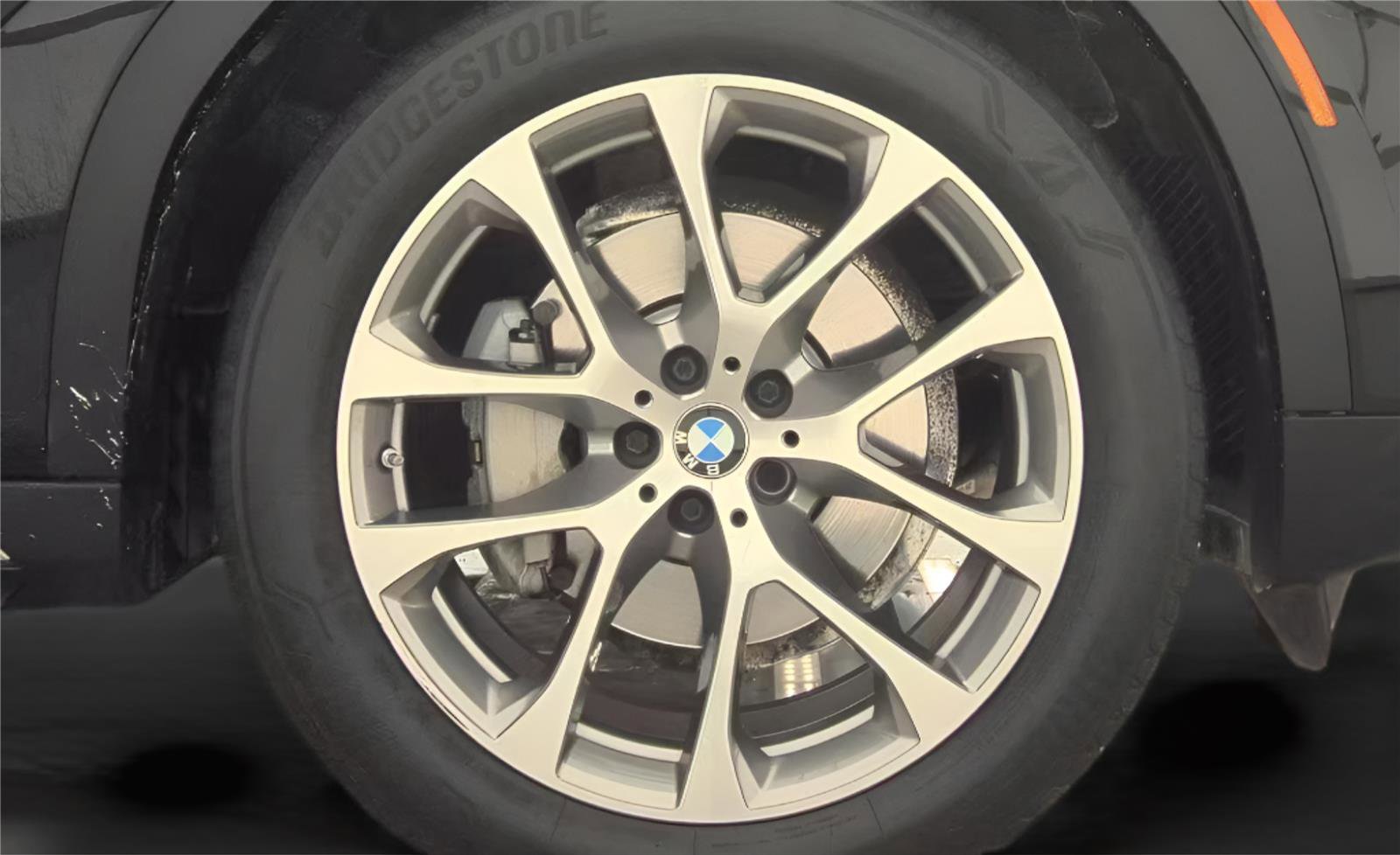 Used 2023 BMW X6 xDrive40i w/ Premium Package image 22