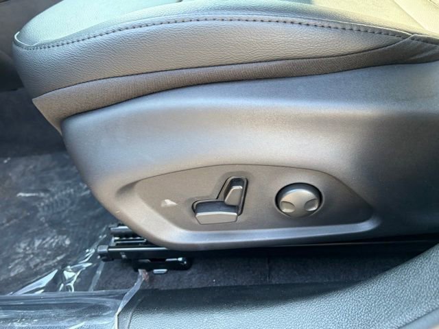 New 2026 Jeep Compass Limited image 16