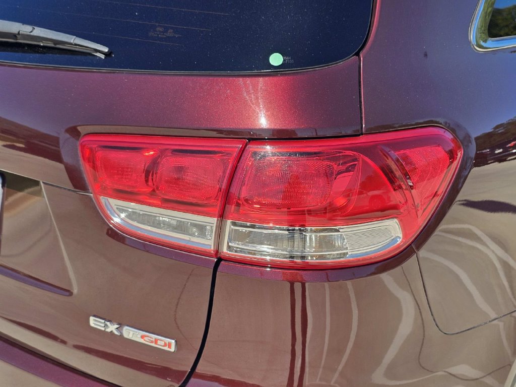 Used 2017 Kia Sorento EX w/ EX Premium Package FWD image 14