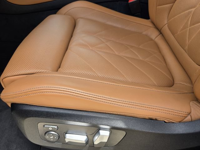 Used 2023 BMW X5 sDrive40i w/ Parking Assistance Package RWD image 22