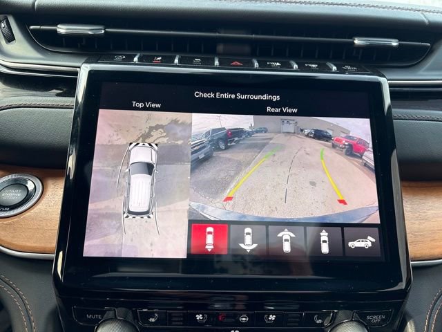 Used 2023 Jeep Grand Cherokee Summit image 21