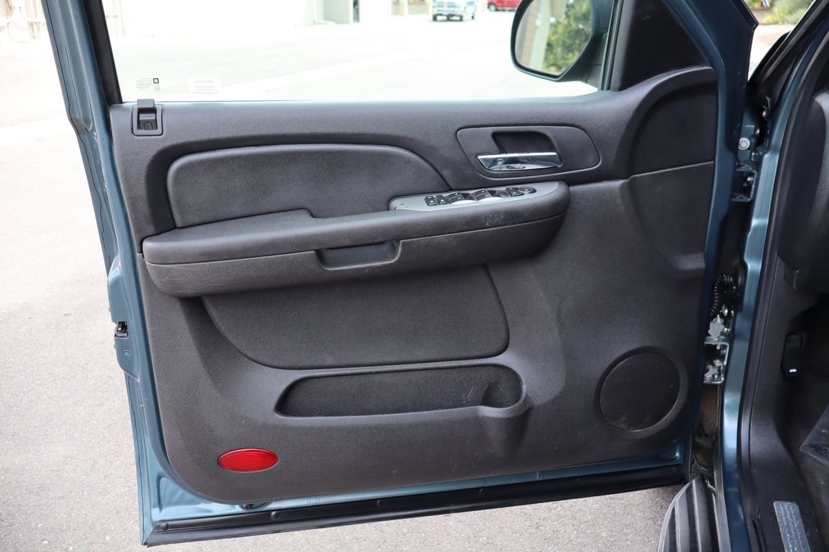 Used 2008 Chevrolet Tahoe LS image 23